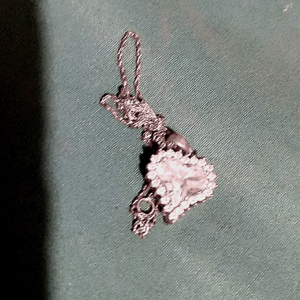 Authentic tiffany heart cut diamond necklace